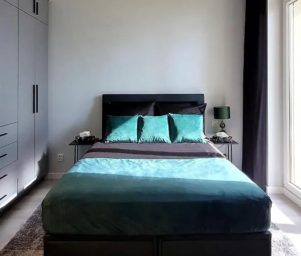 16 Z Parkingiem Apartament *